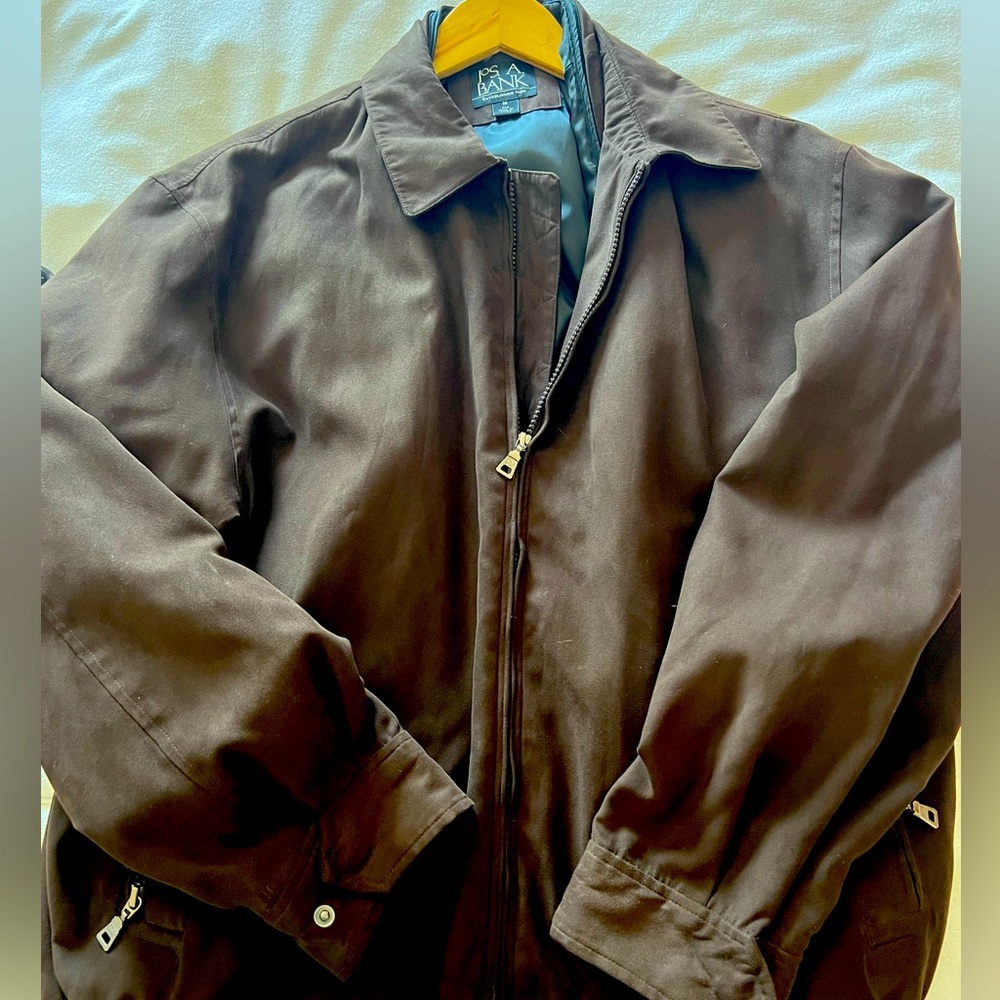 Jos A Bank medium suede like material men’s jacket